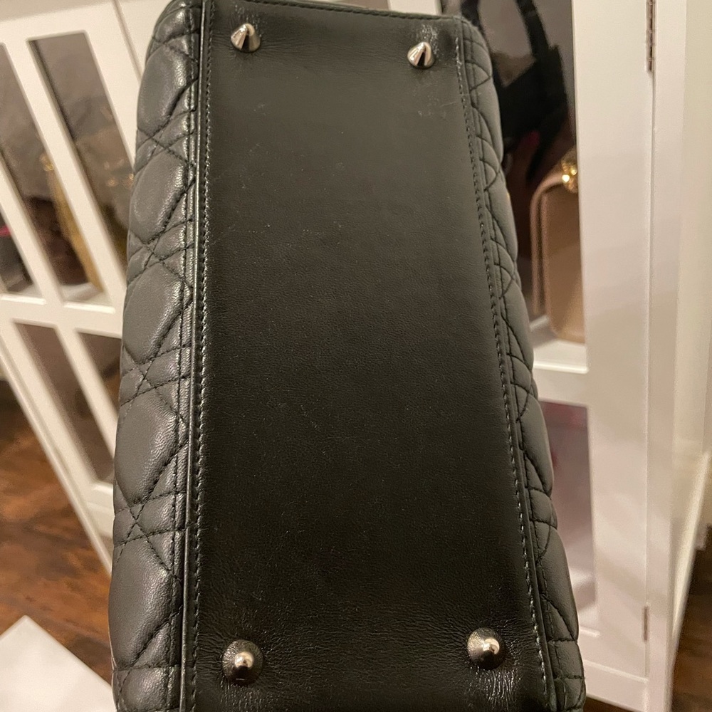 ❤️SOLD❤️Medium Lady Dior - Picture 12 of 17